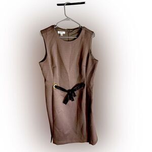 Ivy & Blue - Brown Jumper